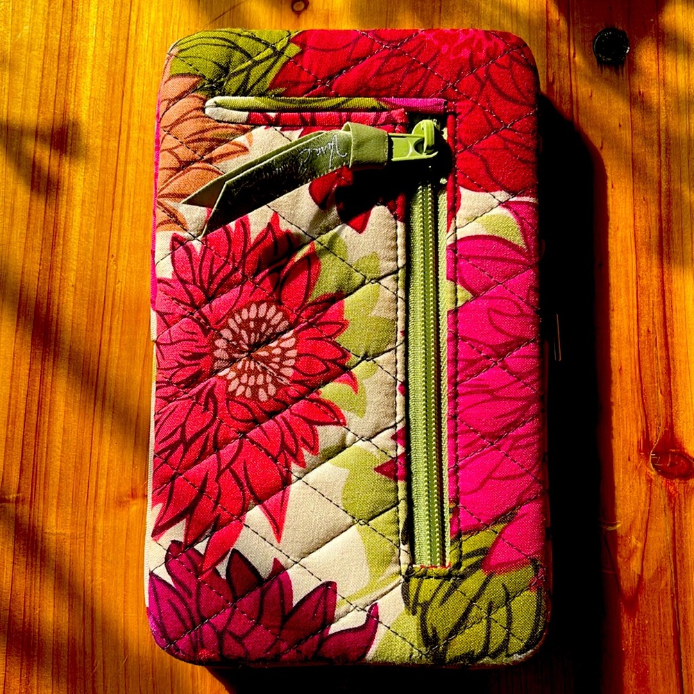 VERA BRADLEY Clutch Wallet